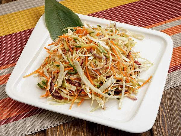 PanAsian Restaurante CHIN-CHIN - Салат Ляйцань