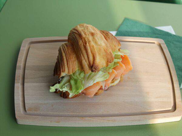 Cactus - Круассан с семгой