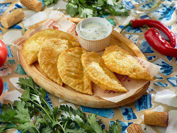 Квеври - Мини-чебуреки с сыром и зеленью