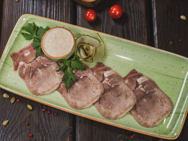 Околица трактир - Язык томленый в печи