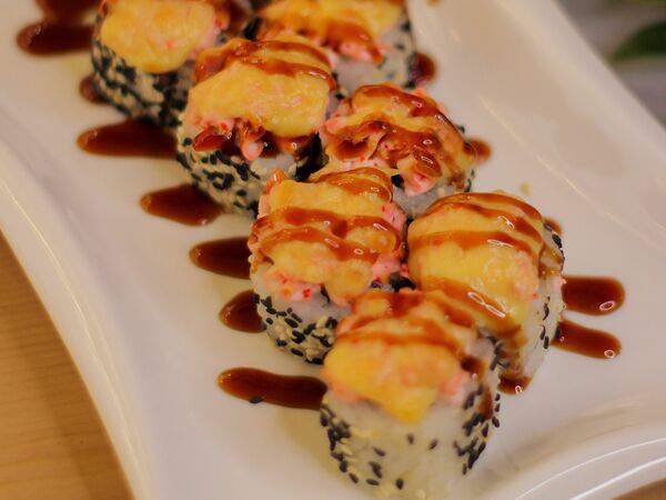 Yummy world - Запеченные роллы с угрем