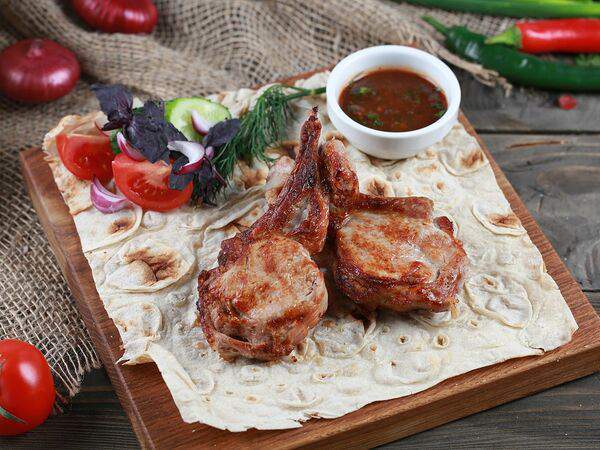 Шашлык Hits - Шашлык из телятины на кости каре