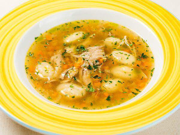 Trattoria 23 - Деревенский куриный суп с картофельными ньокки