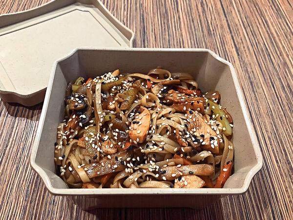 Provipnto - Удон с курицей