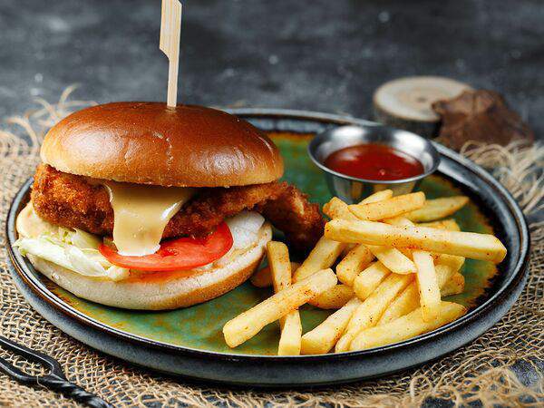 City Lounge - Бургер Криспи чикен