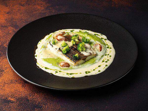 Tritonia - Сибас в шампанском