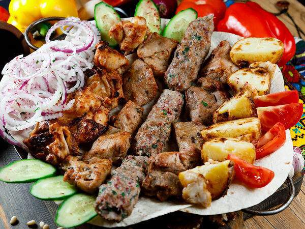 Мангал & гриль - Ассорти из шашлыков на 3 персоны