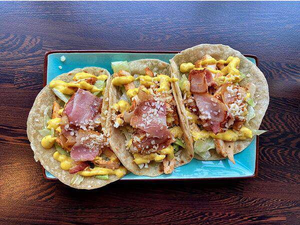 Gringo tacos bar - Тако Чикен