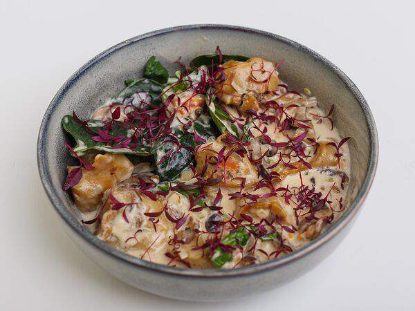 Глупый француз - Рапаны с бланшированным шпинатом и грибами