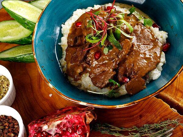 Фьюжн - Телячьи щечки, томленые в вине