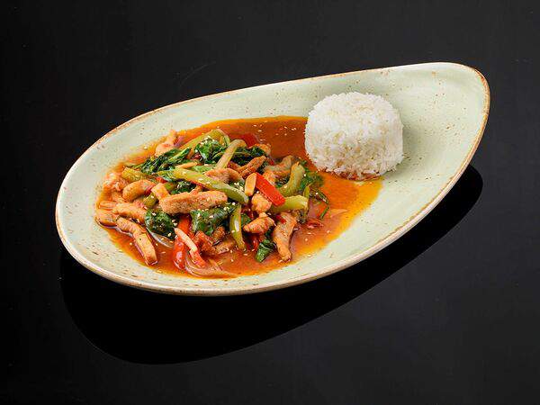 Чайхона Уют - Филе цыпленка с овощами на воке