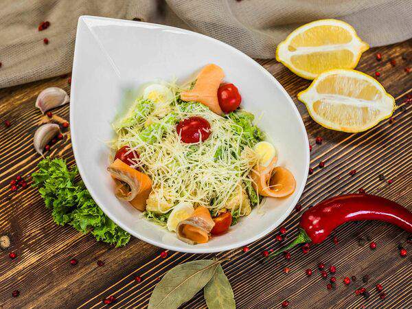 Темерницкий - Салат Цезарь с лососем