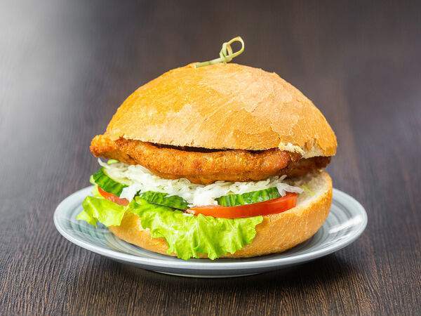 Кафе-гриль Serbia - Бургер Филе куриной грудки в кляре