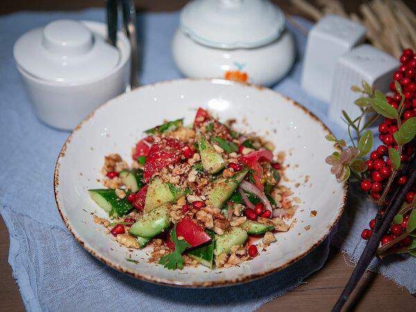 ГРИЛЬ СПБ - Салат по-грузински