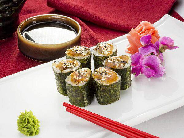 Villa Ченто - Ролл с угрем-крем