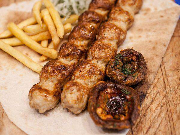 Абрикос - Люля-кебаб телятина с грибами и сыром