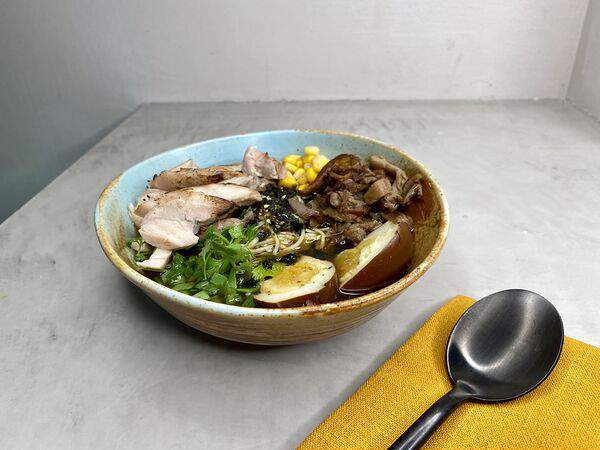 Elementum - Рамен с курицей