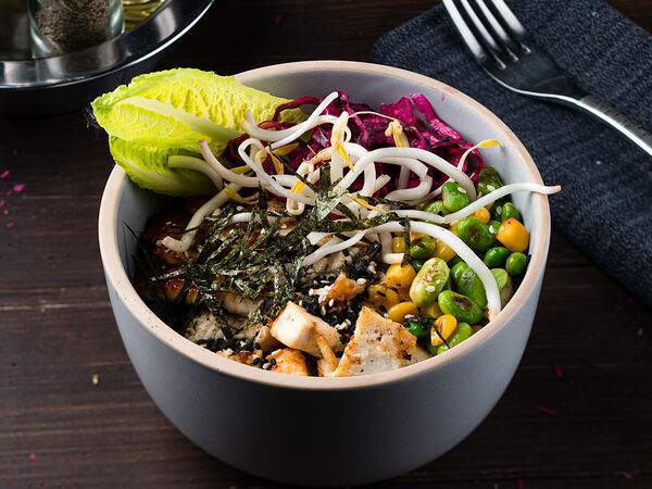 Березка - Боул с копченым угрем и жареным тофу