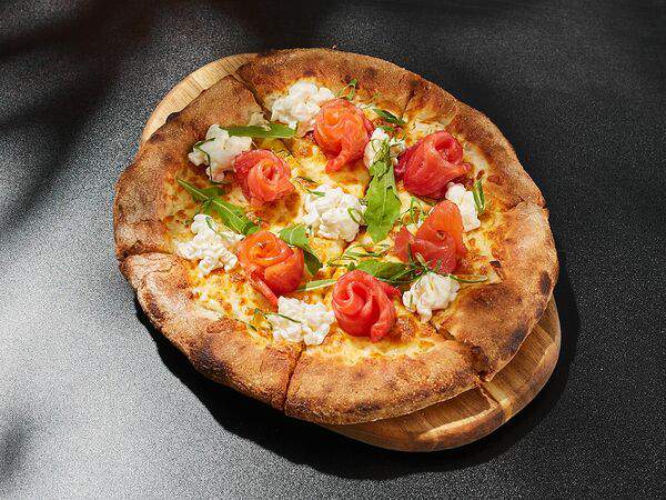 Сезоны - Пицца с Лососем