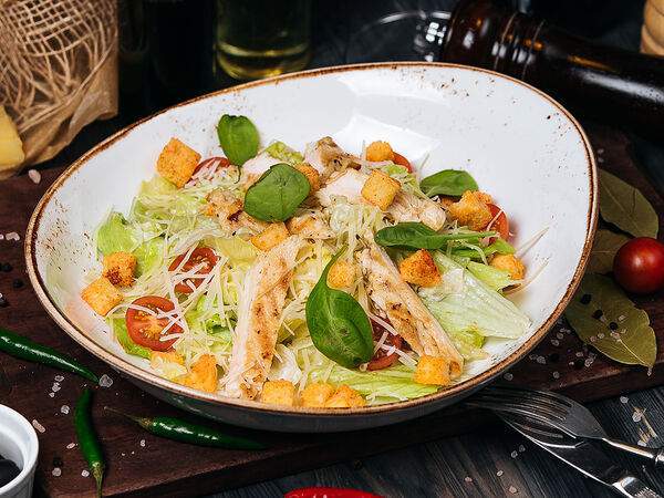 Fitness Food Cafe - Салат Цезарь с куриной грудкой