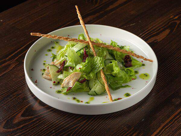 Сегодня можно - Салат с курицей и вялеными томатами