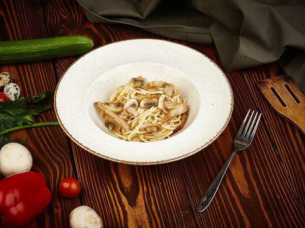 Вершина - Паста с курицей и шампиньонами