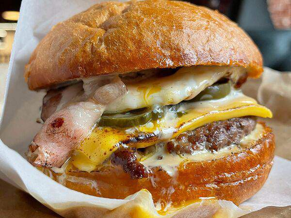 Бургерная Дровосек - Немецкий бургер