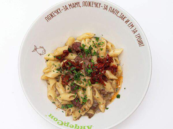 АндерСон - Пенне с ростбифом и грибами в трюфельном соусе