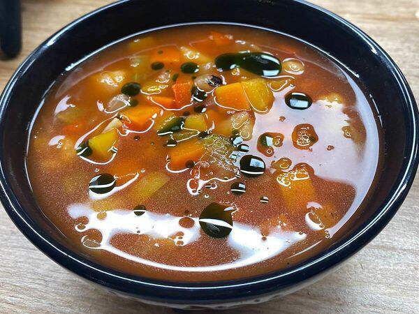 Бургерная Дровосек - Мясной суп с нутом