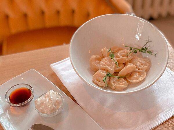 Чайковский - Пельмени с гребешком и креветками