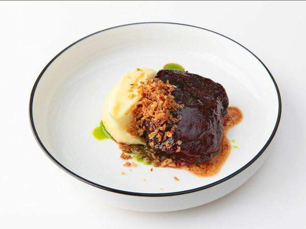 Colors Сafe - Щеки говяжьи с картофельным пюре