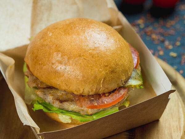 Pelikan - Chicken bro