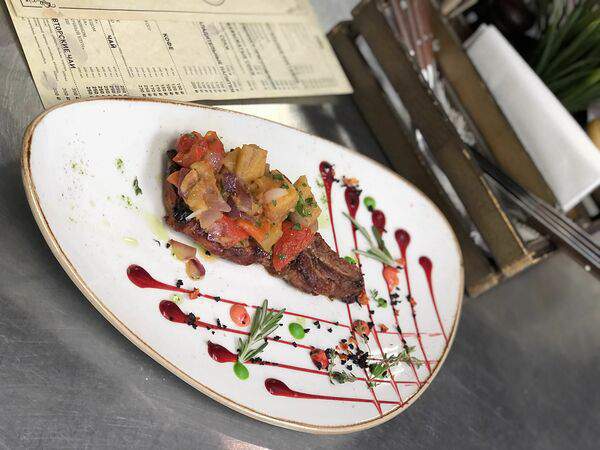 Ресторан 2Avenue - Стейк из cвинoй корейки