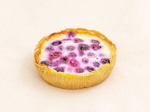 Ленинградские Булочные - Пирожное Корзинка с черникой