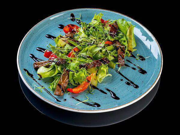 Ресторан доставки АртиШок - Теплый салат с говядиной