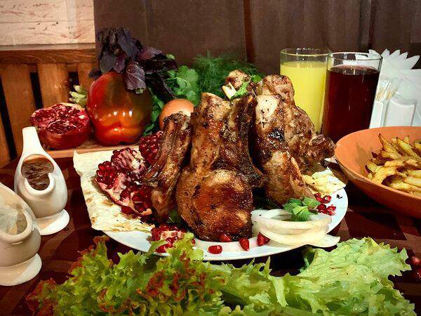 Конвент - Маринованная свиная корейка, приготовленная на мангале