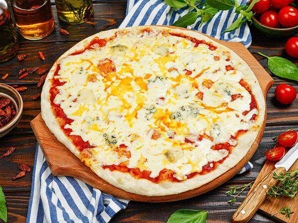 Пицца & хинкали - Четыре сыра