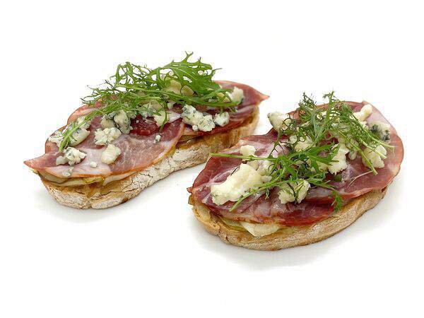 Стейк хаус Антрекот - Брускетты с карамелизированной грушей