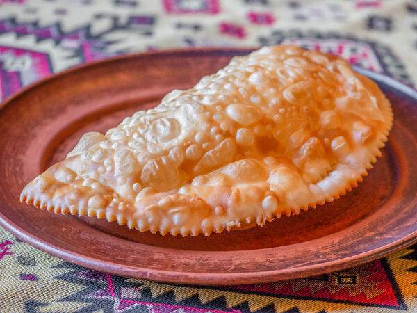 Сулугуни - Чебурек с мясом