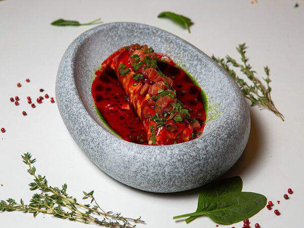 Холодец - Салат ролл из цукини с крабом