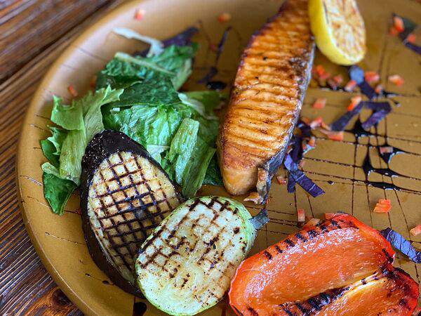 Акапулько - Стейк дальневосточного лосося на гриле