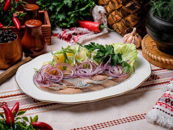 Корчма Веселая кума - Сельдь с картофелем