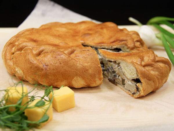 Дом Хлеба - Пирог с шампиньонами и сыром