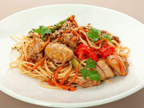 Vkus-42 - Вок в соусе Год Боа Джо