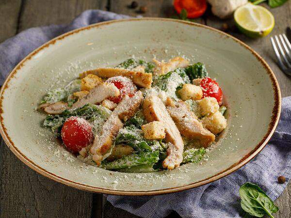 Охота на енота - Цезарь с цыпленком