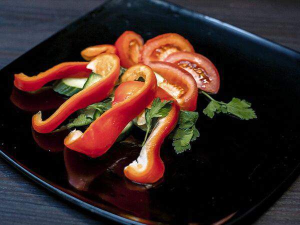 Мясо на углях - Овощная нарезка