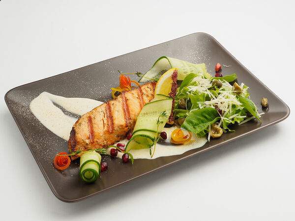 Кинза - Стейк из семги на гриле