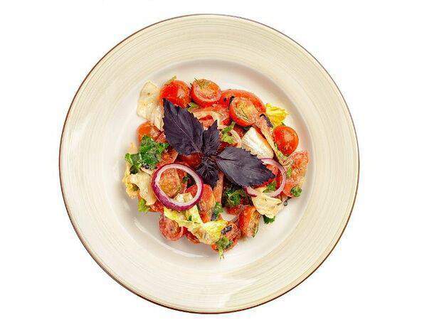 Гиви - Салат из разных помидоров