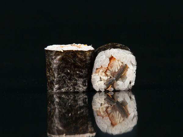 Ем Том Ям - Ролл с угрем