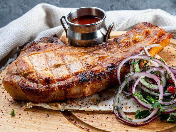 My megobari - Шашлык из cвинoй корейки